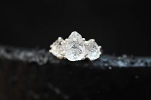 Raw Diamond Engagement Ring, Rough Diamond Ring, Uncut Diamond Ring, Ann…